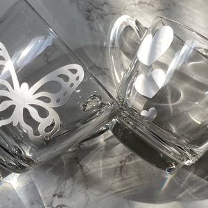 Butterfly & Hearts 8.5 oz glass cup set . New!